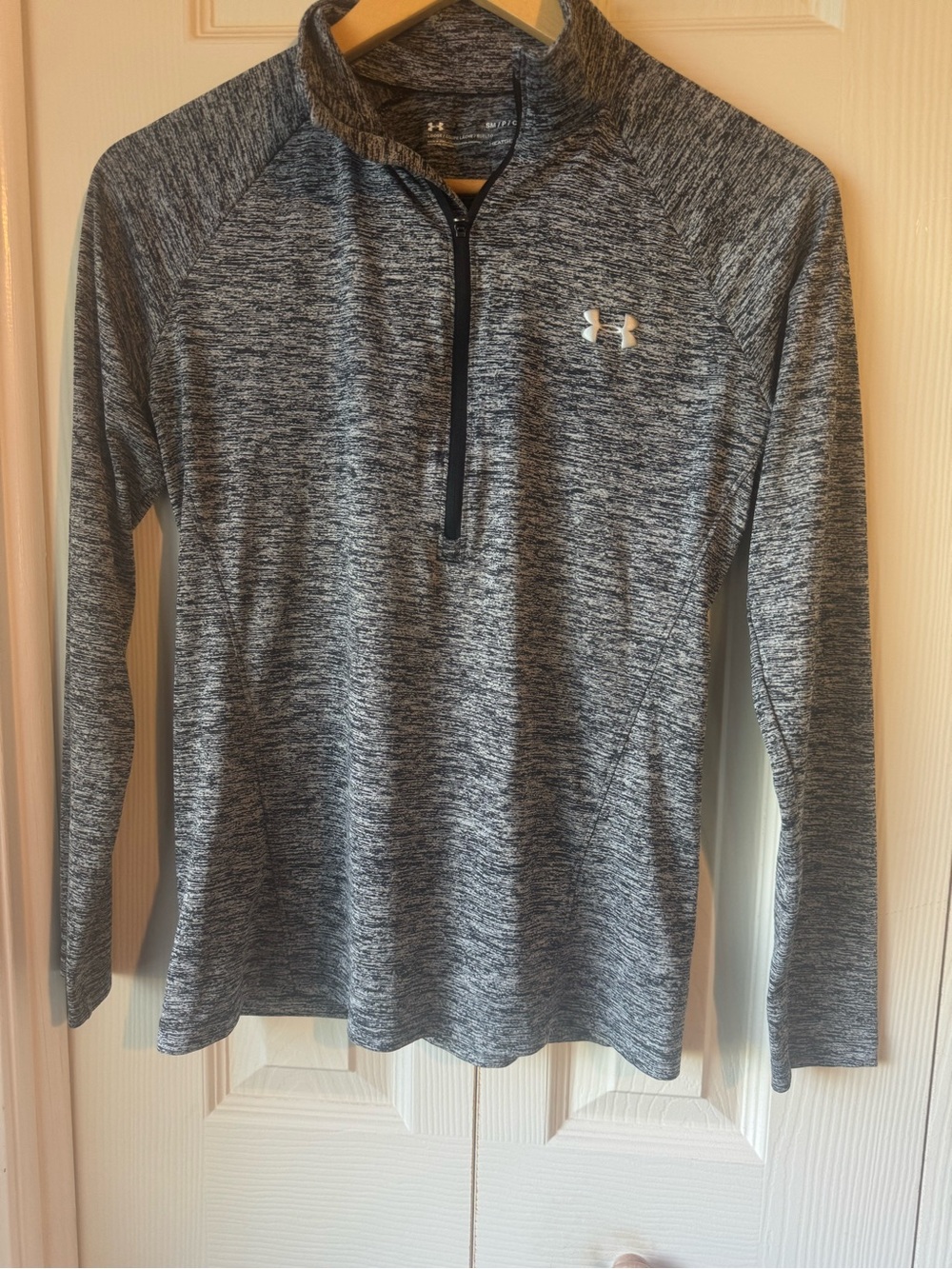 Under Armour Women's Black & White Heathered Quarter Zip Pullover